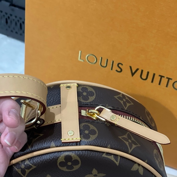 Louis Vuitton BOITE CHAPEAU SOUPLE PM (Brand New) - Picture 7 of 12